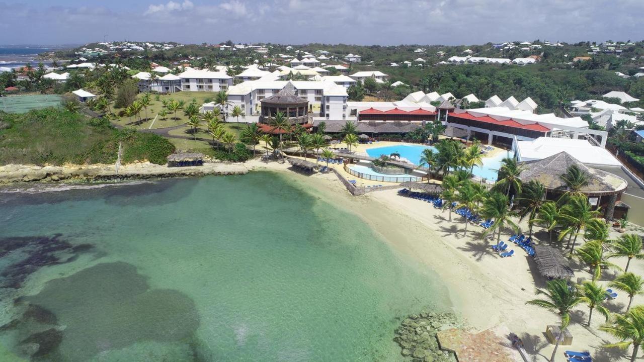 Tres Bel Appartement Avec Vue Mer, Acces Direct A La Plage Et Piscine Surveillee Saint-Francois  Bagian luar foto