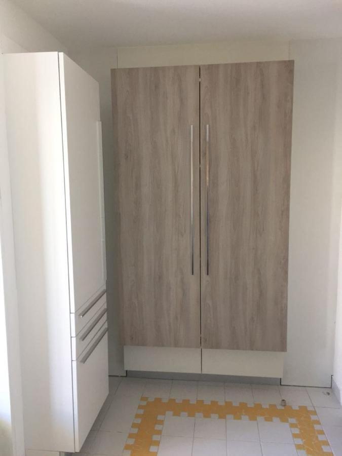 Tres Bel Appartement Avec Vue Mer, Acces Direct A La Plage Et Piscine Surveillee Saint-Francois  Bagian luar foto