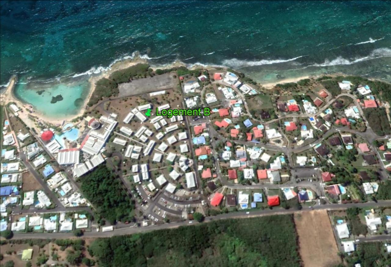 Vue Mer & Acces Direct A La Plage Avec Magnifique Piscine Surveillee Par Un Maitre Nageur Saint-Francois  Bagian luar foto